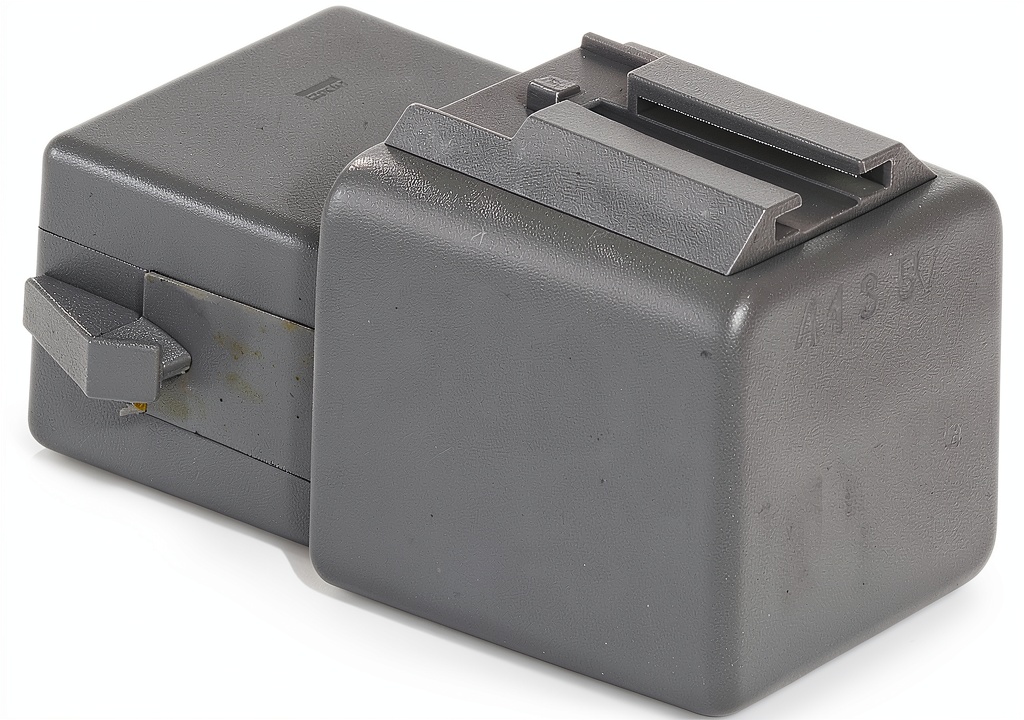Installing RY-46T relay in a vehicle window mount